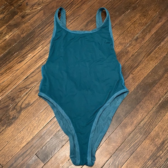 Piha one piece suit. Size 8. - Picture 8 of 16